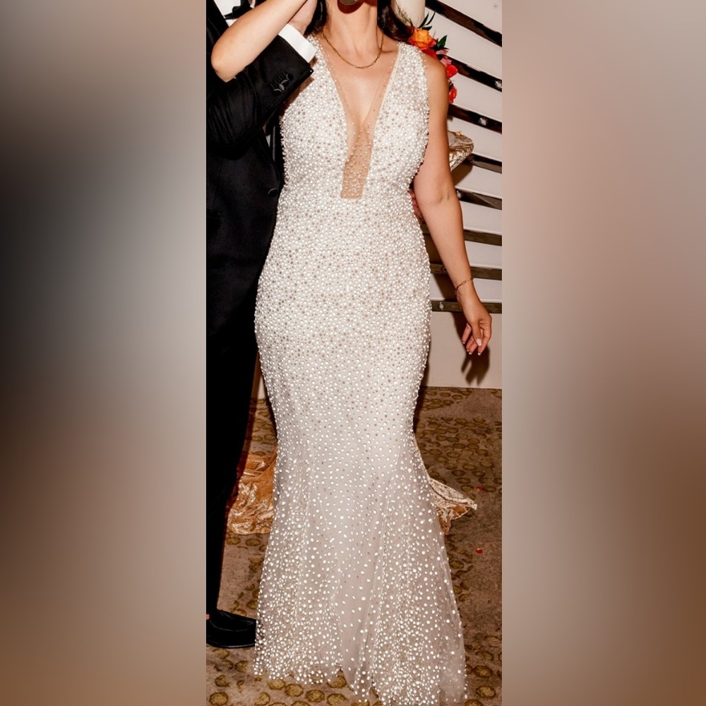 Pronovias Mermaid Constellation Wedding Gown in Tulle with V Neckline